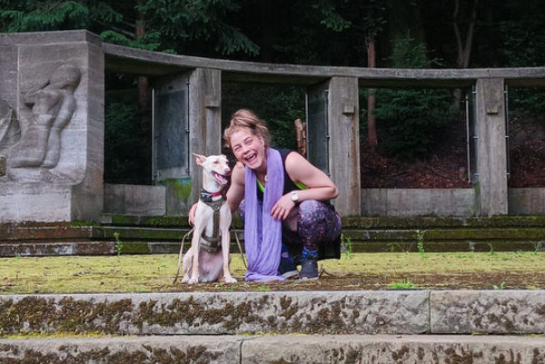 hundetrainerin-nora-solinger-pfoten